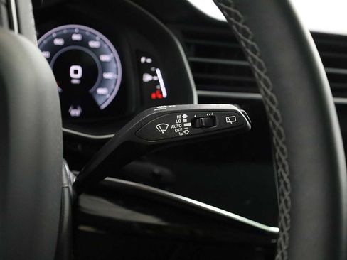 Used 2023 Audi Q8 Premium Plus w/ Premium Plus Package image 28