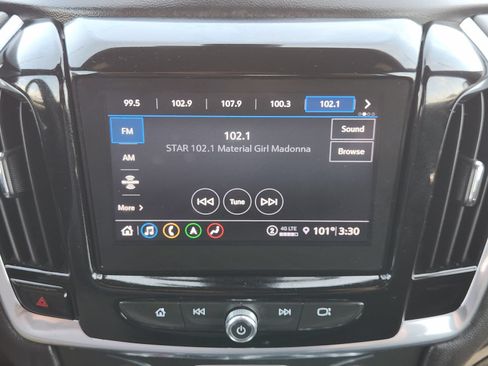 Used 2022 Chevrolet Traverse RS FWD image 18