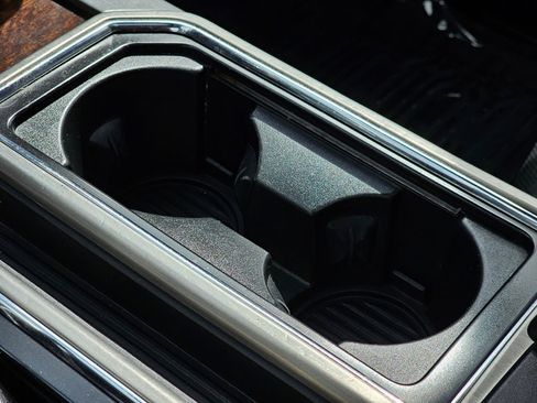 Used 2015 Ford F150 Platinum w/ Technology Package image 13