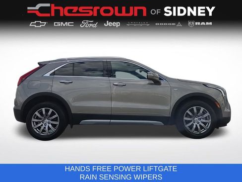 Used 2023 Cadillac XT4 Premium Luxury w/ Cold Weather Package FWD image 12