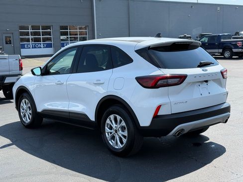 Used 2025 Ford Escape Active image 5