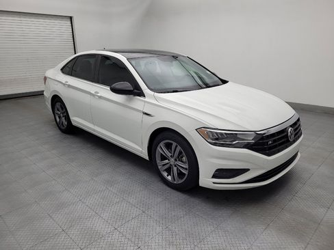 Used 2021 Volkswagen Jetta R-Line w/ R-Line Cold Weather Package FWD image 11