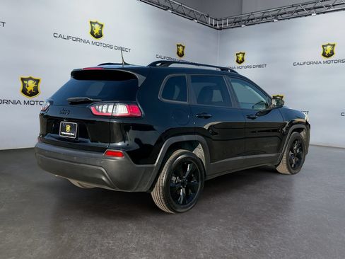 Used 2021 Jeep Cherokee Latitude Plus FWD image 8