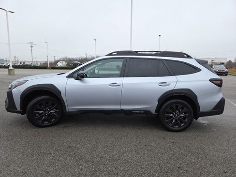Used 2025 Subaru Outback Onyx Edition image 15