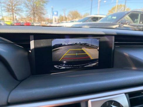 Used 2020 Lexus IS 300 w/ Accessory Package 2 image 16