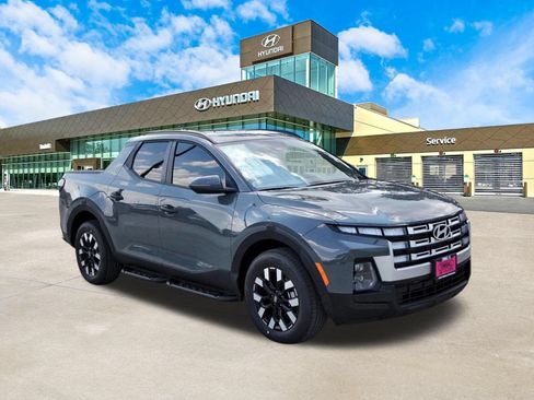 Used 2026 Hyundai Santa Cruz SEL FWD image 3
