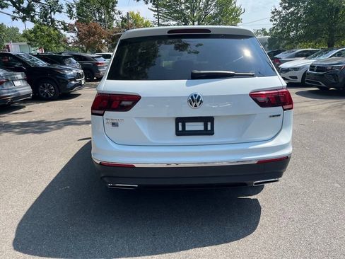Used 2021 Volkswagen Tiguan SE image 5
