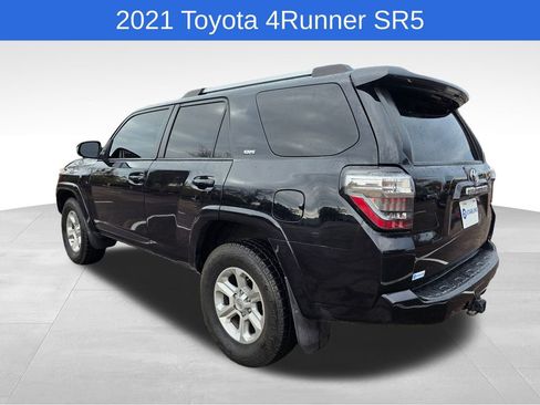 Used 2021 Toyota 4Runner SR5 image 6