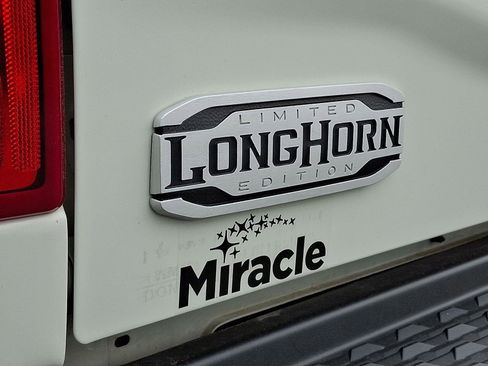 Used 2024 RAM 2500 Limited AWD/4WD image 30