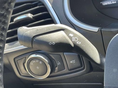 Used 2015 Ford Edge SEL w/ Equipment Group 201A image 23