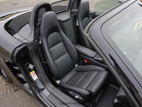 Used 2025 Porsche 718 Boxster image 34