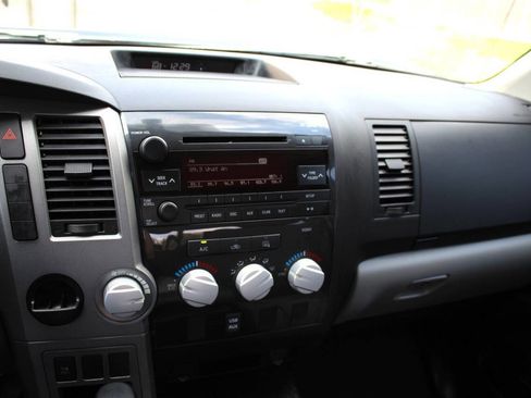 Used 2012 Toyota Tundra 2WD Double Cab image 9