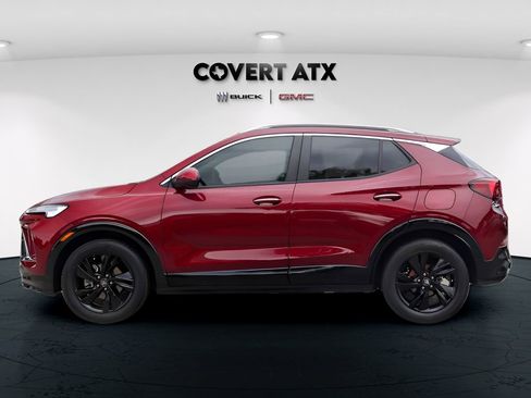 Used 2024 Buick Encore GX Sport Touring w/ Comfort Package FWD image 5