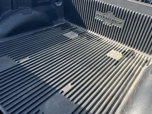Used 2015 Ford F150 XLT AWD/4WD image 25