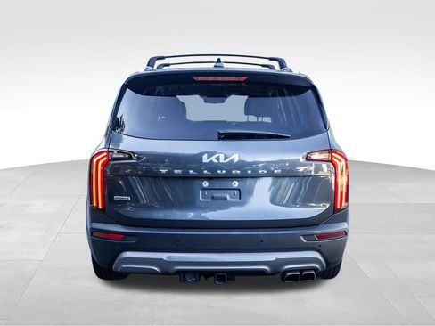 Used 2022 Kia Telluride EX w/ EX Premium Package AWD/4WD image 11