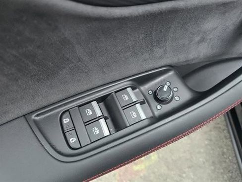 New 2026 Audi SQ8 Prestige image 28