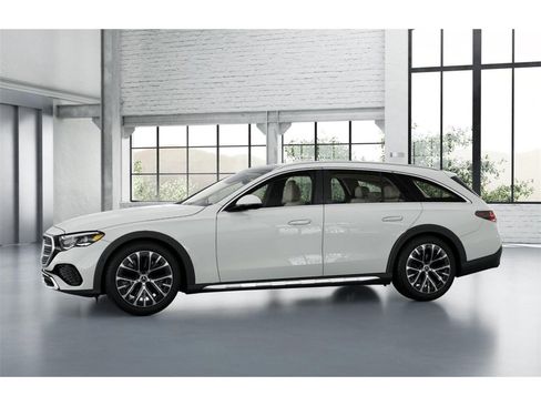 New 2025 Mercedes-Benz E 450 4MATIC All-Terrain Wagon image 36
