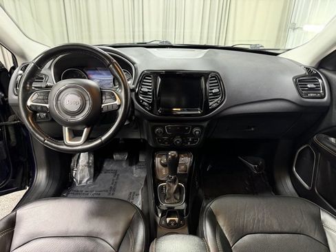 Used 2019 Jeep Compass Limited image 12