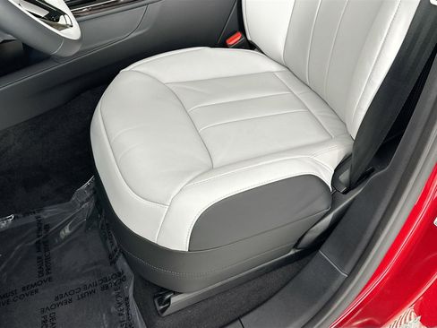 Used 2026 Land Rover Range Rover Sport Dynamic SE image 17