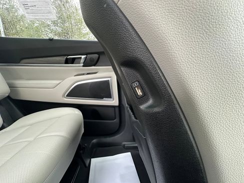 Used 2022 Kia Telluride SX w/ Nightfall Edition Package image 20