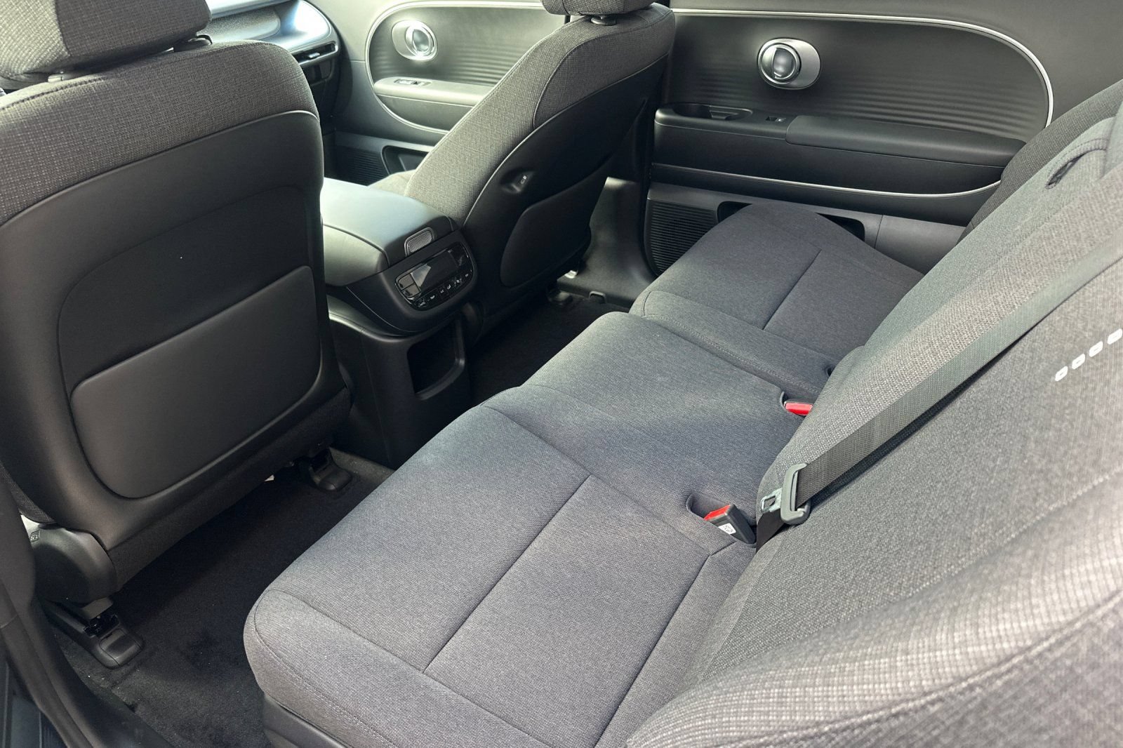 New 2026 Hyundai Ioniq 9 S RWD image 13