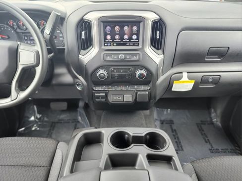 Used 2025 Chevrolet Silverado 1500 Custom Trail Boss w/ LPO, Dark Essentials Package AWD/4WD image 12