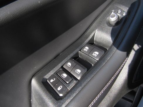 Used 2021 Jeep Grand Cherokee L Limited image 25