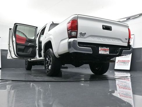 Used 2023 Toyota Tacoma 4x4 Double Cab image 34