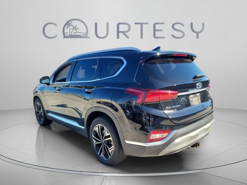 Used 2020 Hyundai Santa Fe SEL FWD image 2