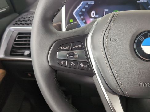 Used 2026 BMW X5 sDrive40i w/ Premium Package image 14