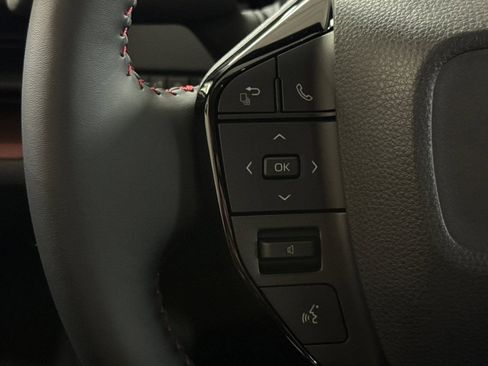 New 2026 Toyota Prius SE image 28