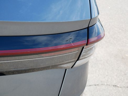 Certified 2025 Volkswagen Taos S AWD/4WD image 17