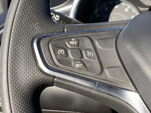 Used 2021 Chevrolet Malibu LT image 27