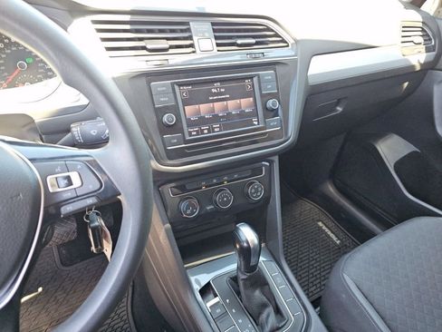 Used 2019 Volkswagen Tiguan S w/ 3rd Row Seat Package AWD/4WD image 30