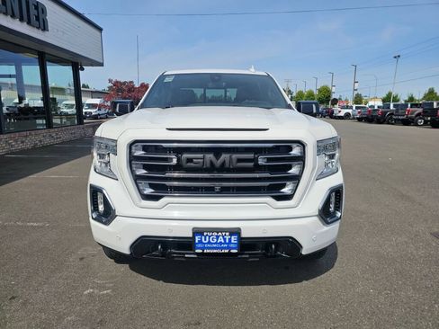 Used 2020 GMC Sierra 1500 AT4 w/ AT4 Premium Package AWD/4WD image 3