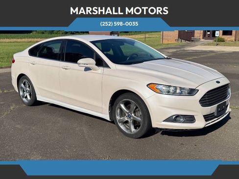 Used 2013 Ford Fusion SE FWD image 1