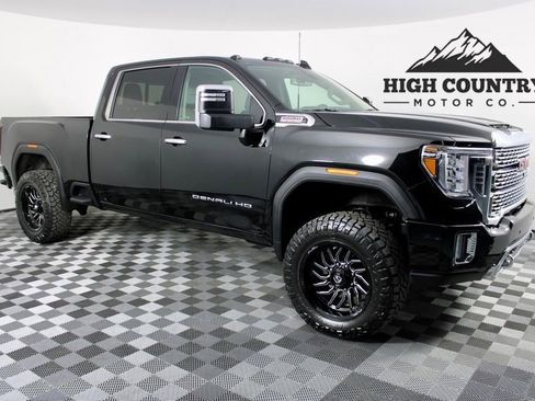 Used 2022 GMC Sierra 2500 Denali image 1