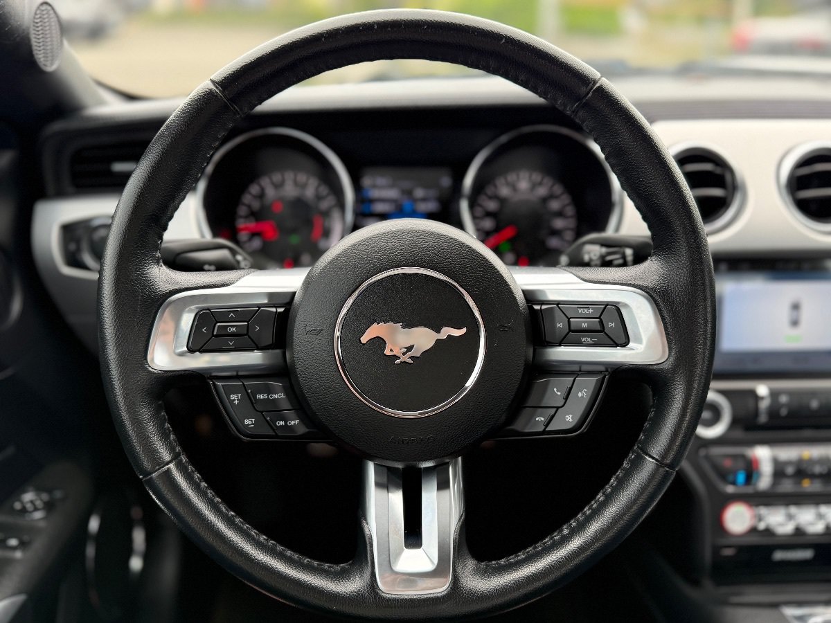 Used 2016 Ford Mustang GT Premium w/ Equipment Group 401A RWD image 26