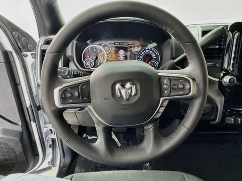 Used 2026 RAM 2500 Big Horn AWD/4WD image 11