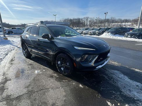 New 2026 Buick Envision Sport Touring image 10