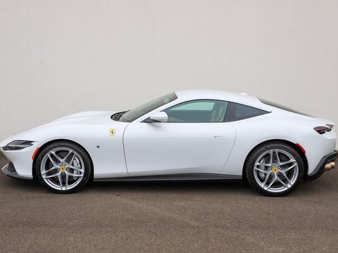 Certified 2023 Ferrari Roma image 13