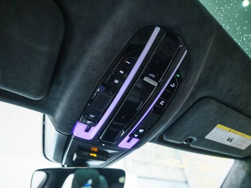 Used 2020 Porsche Cayenne Turbo AWD/4WD image 42