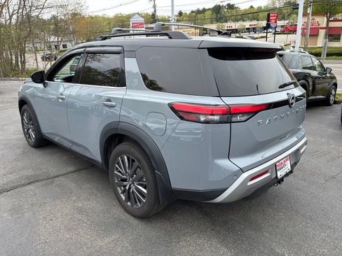 Used 2022 Nissan Pathfinder SL w/ SL Premium Package AWD/4WD image 5