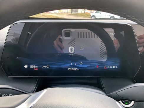 Used 2025 Chevrolet Equinox LT w/ Convenience Package II AWD/4WD image 20