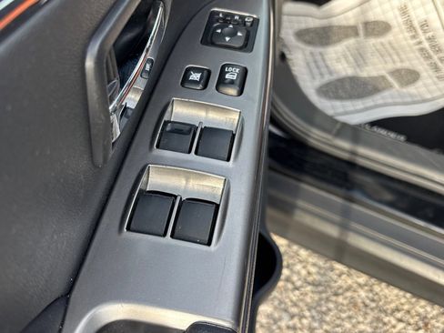 Used 2024 Mitsubishi Outlander Sport SE image 25