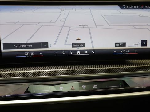 Certified 2025 BMW 760i xDrive w/ Executive Package AWD/4WD image 10