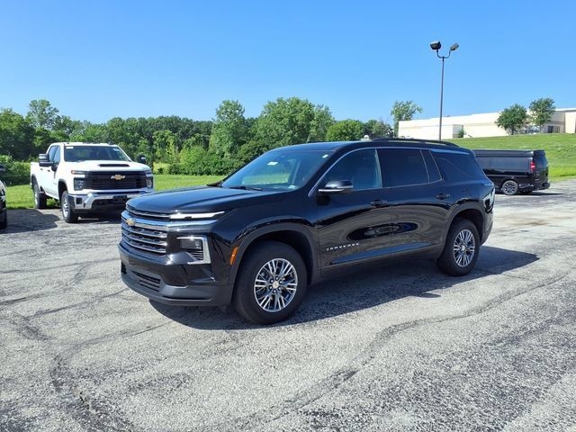 Used 2025 Chevrolet Traverse LT AWD/4WD image 46