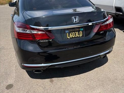 Used 2016 Honda Accord EX-L image 10