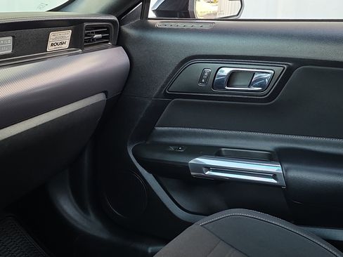 Used 2016 Ford Mustang GT image 21