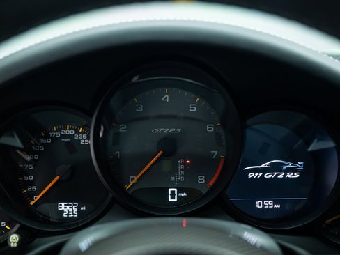 Used 2018 Porsche 911 GT2 RS image 26